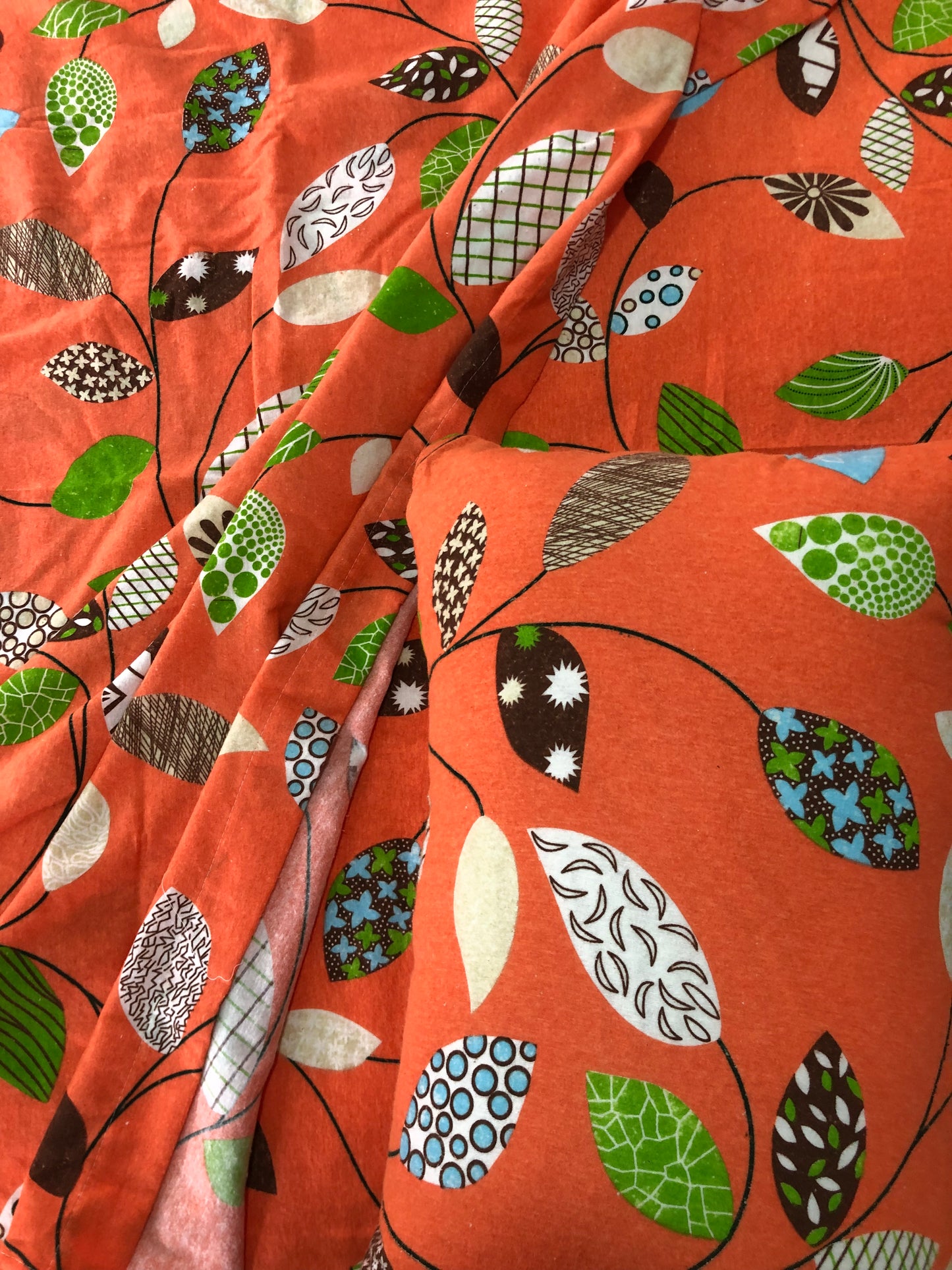 Sabana de Franela Extra Suave Vero Hojas Naranja