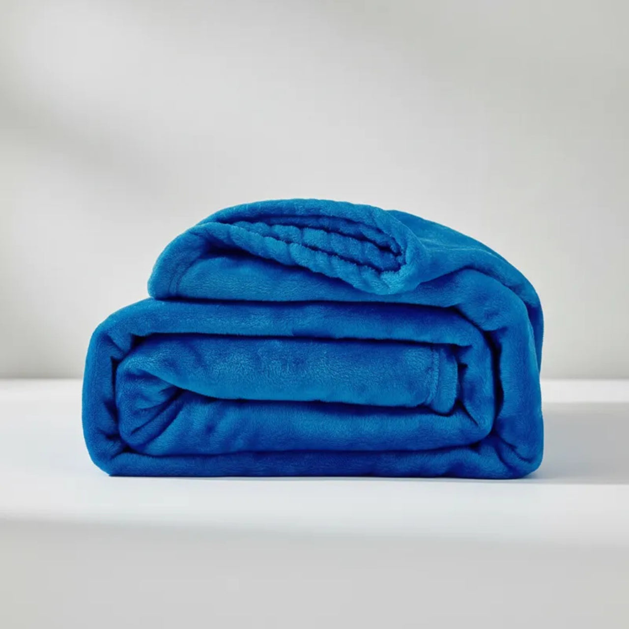 Cobertor Ligero Liso Azul Rey